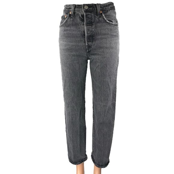 Levi's Ribcage Straight Ankle Women's Black High Rise Crop Denim Jeans Size 26 - Picture 1 of 7